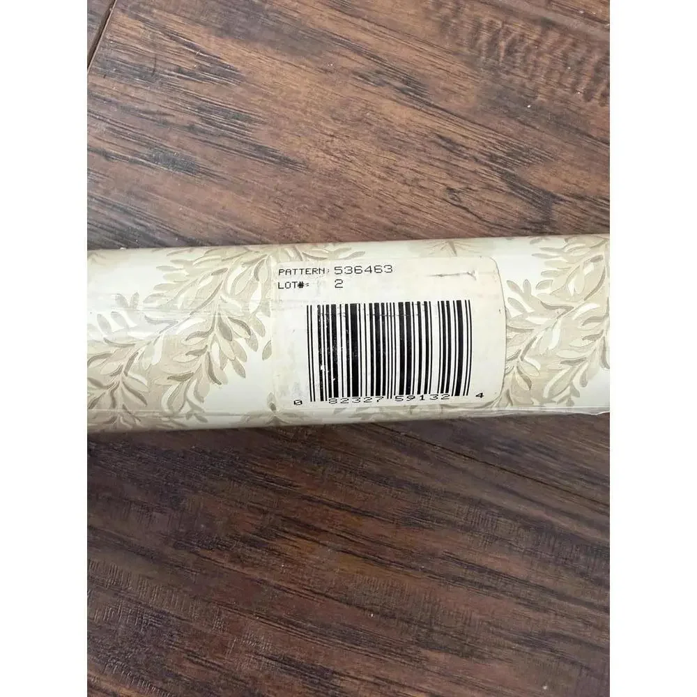 VTG Wallpaper - Gramercy - Cream Fern Vine Foliage Pattern 536463